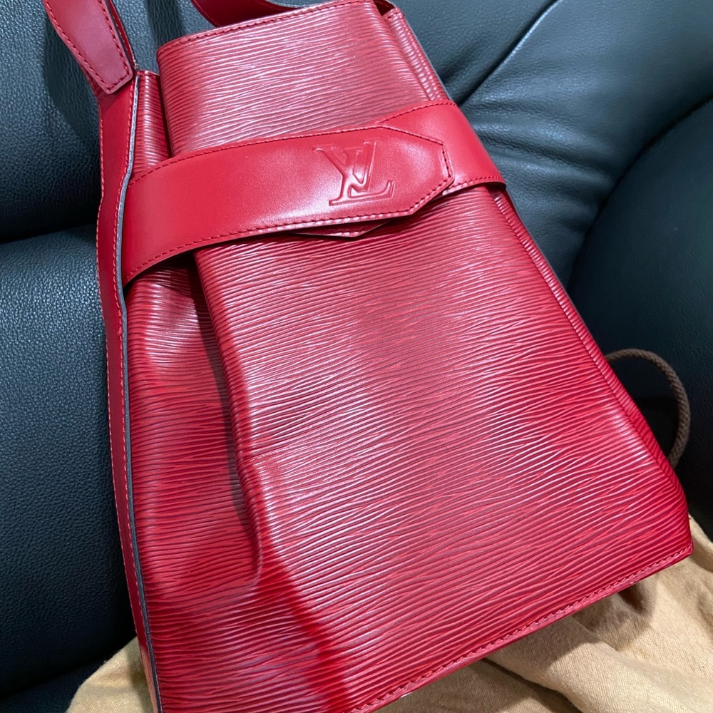 Authentic Vintage Louis Vuitton Red Epi Leather Sac D'Epaule PM Bag